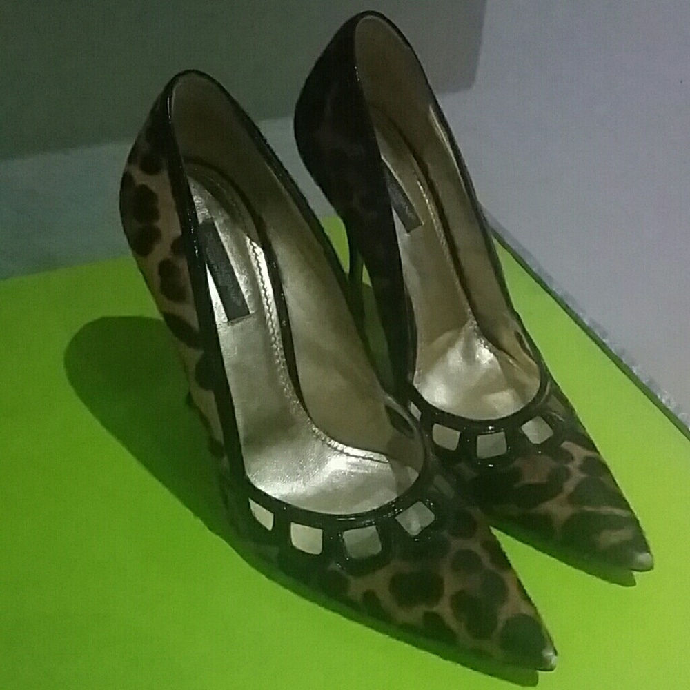Dolce & Gabbana Leopard Print Heels